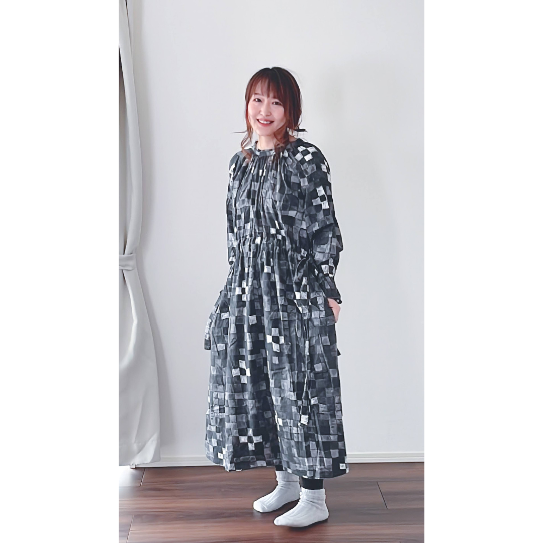 【33】2WAYドレス（ブラック）［ezu（旧：リップル洋品店）］