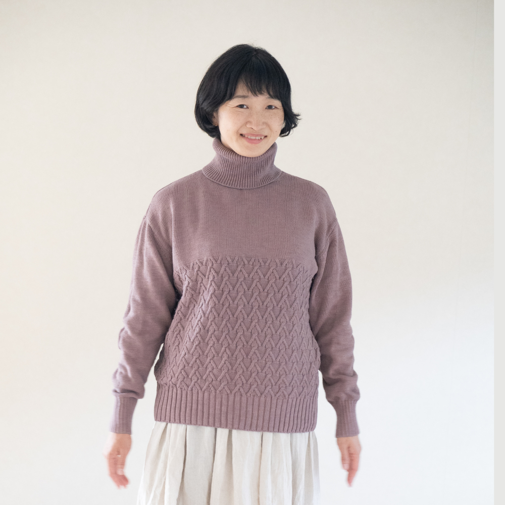 【252】タートルネックセーター【男女兼用】［ezu（旧：リップル洋品店）］