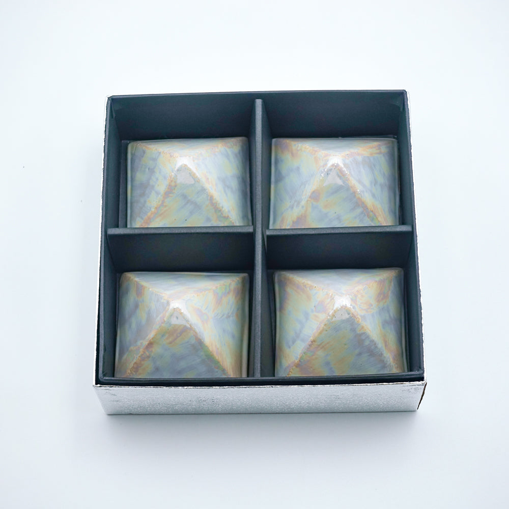 ピラミッド結界　白（パール）