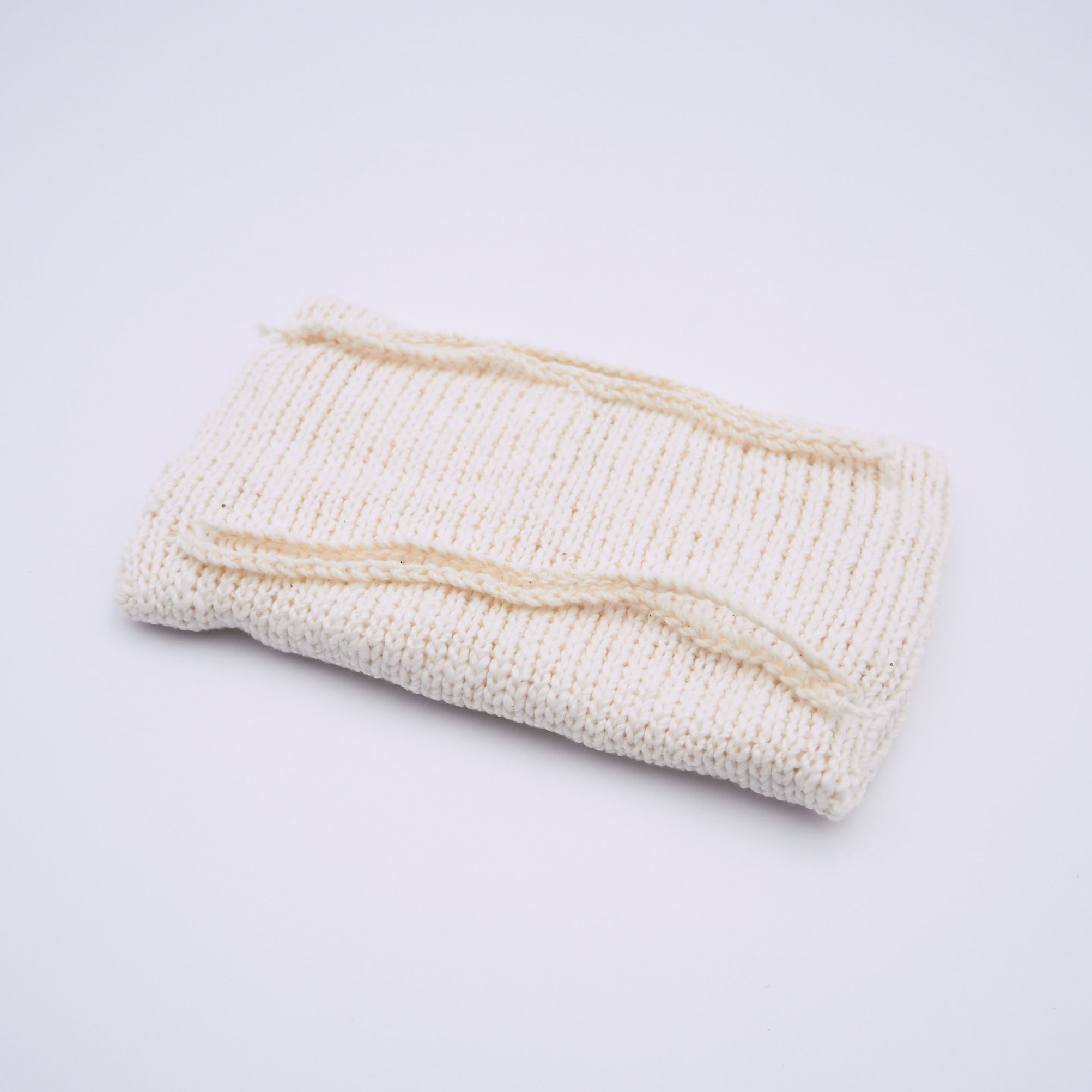 布良（ふら）マリムーンアイマスク　生成